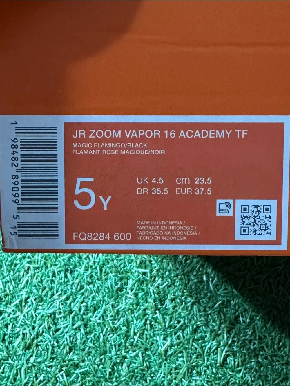 NIKE JR ZOOM VAPOR 16 ACADEMY TF SOCCER TURF , SIZES 5Y AND 6Y BIG KIDS B